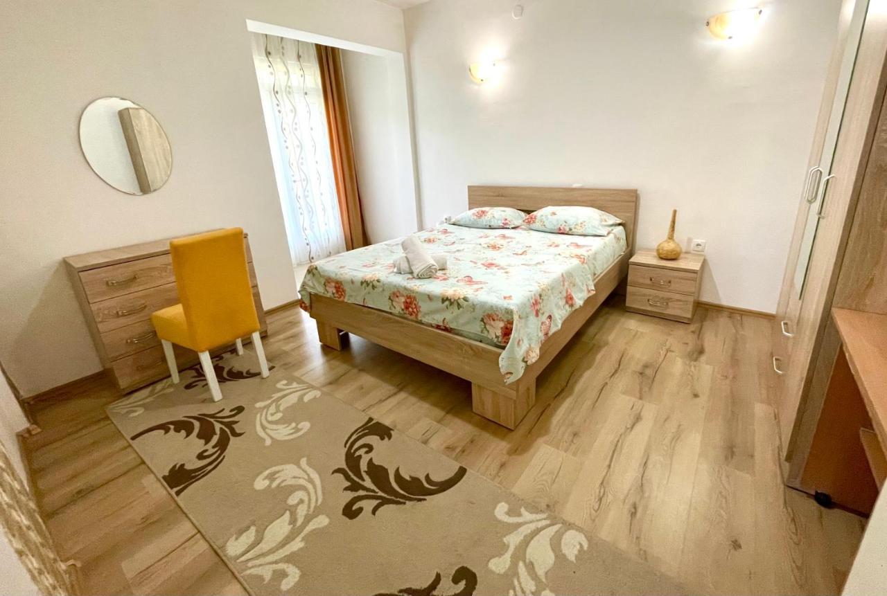 Apartments Flamingo Ulcinj Exteriör bild