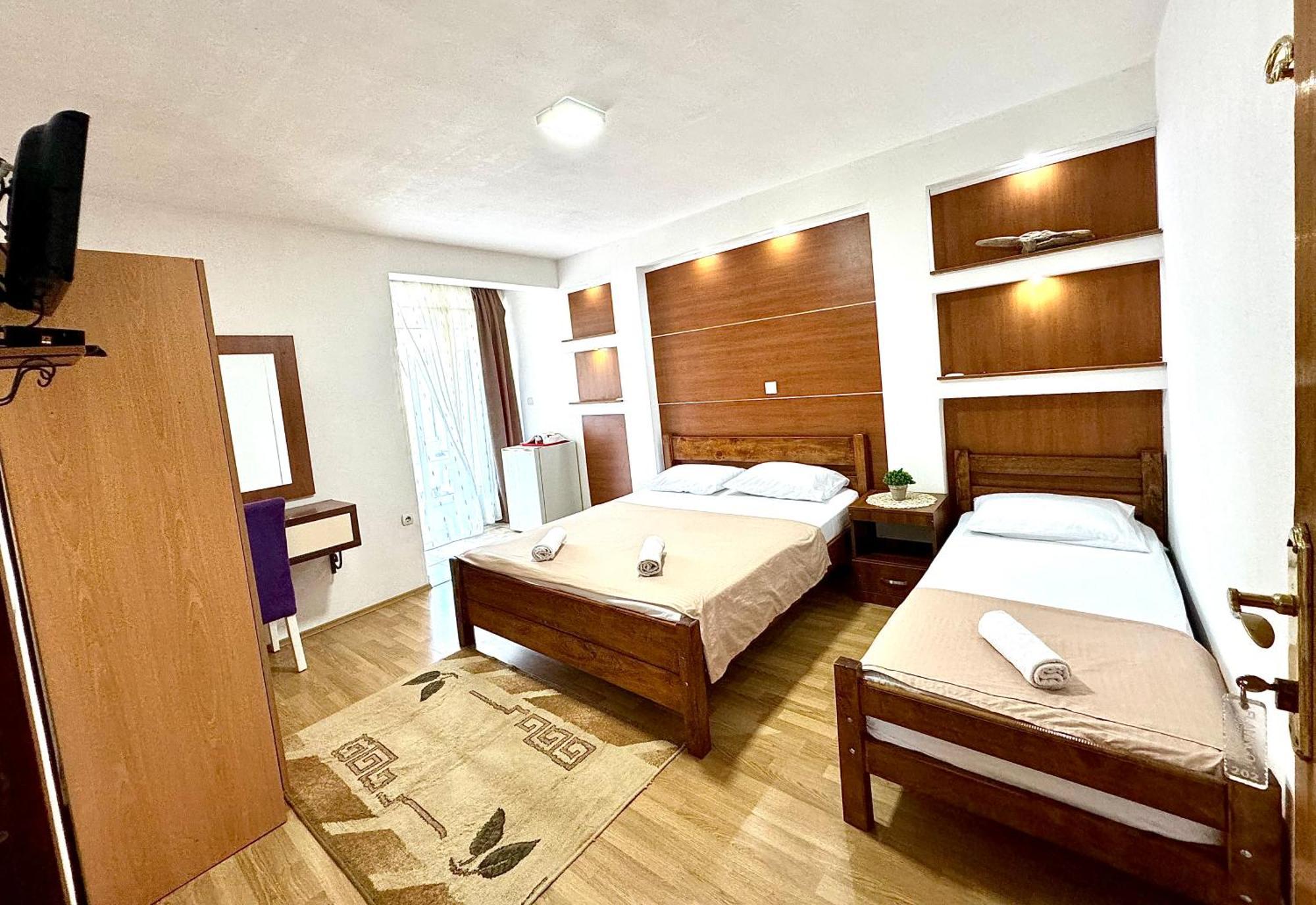 Apartments Flamingo Ulcinj Exteriör bild